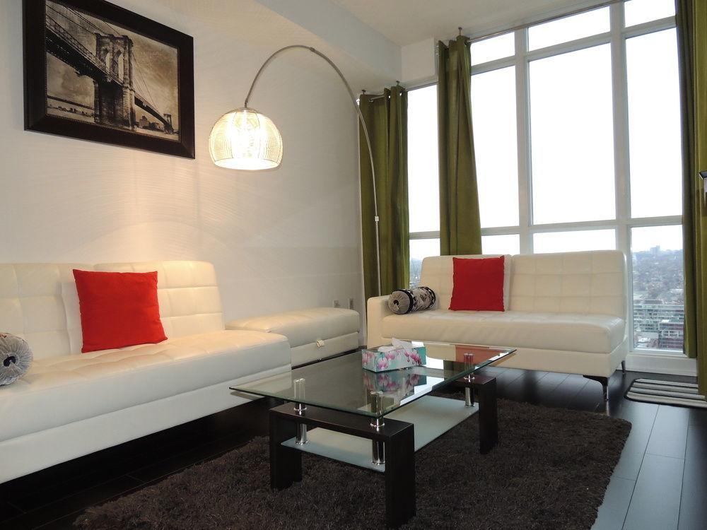 Apartment Tvhr - Luxury Condos In Heart Of Downtown